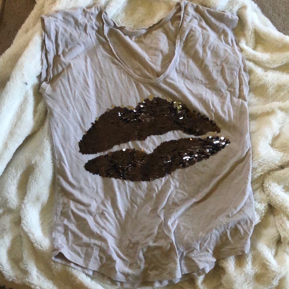 Women top